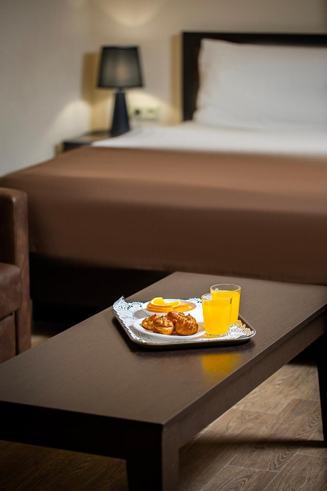 Boutique Living Hotel Yerevan Exterior photo